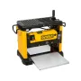 Cepillo de Banco DeWALT 1.800 W DW733-B2C Cepillos de banco eléctricos - en uso