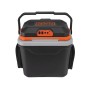 COOLER 24 LTS 12 V Black and Decker - en uso