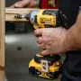 Kit Atornillador de Impacto DeWalt DCF887M2-B2 20V MAX XR precio online