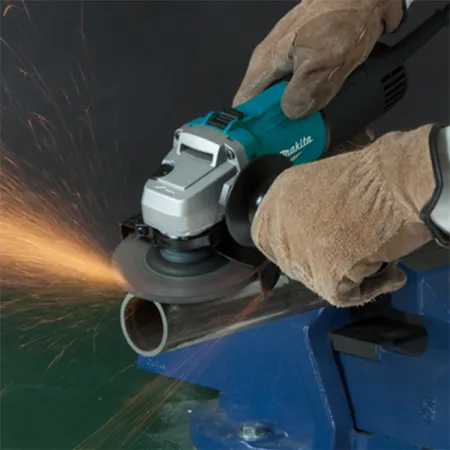 Esmeril Angular 4.1/2 Makita M0901B Herramientas electricas
