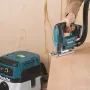 Sierra Caladora Inalámbrica 65mm 12V Makita JV101DWAE sierra caladora inalambrica - en uso
