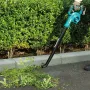 Soplador de Aire Inalámbrico 18V DUB186Z Makita Soplador de hojas - en uso